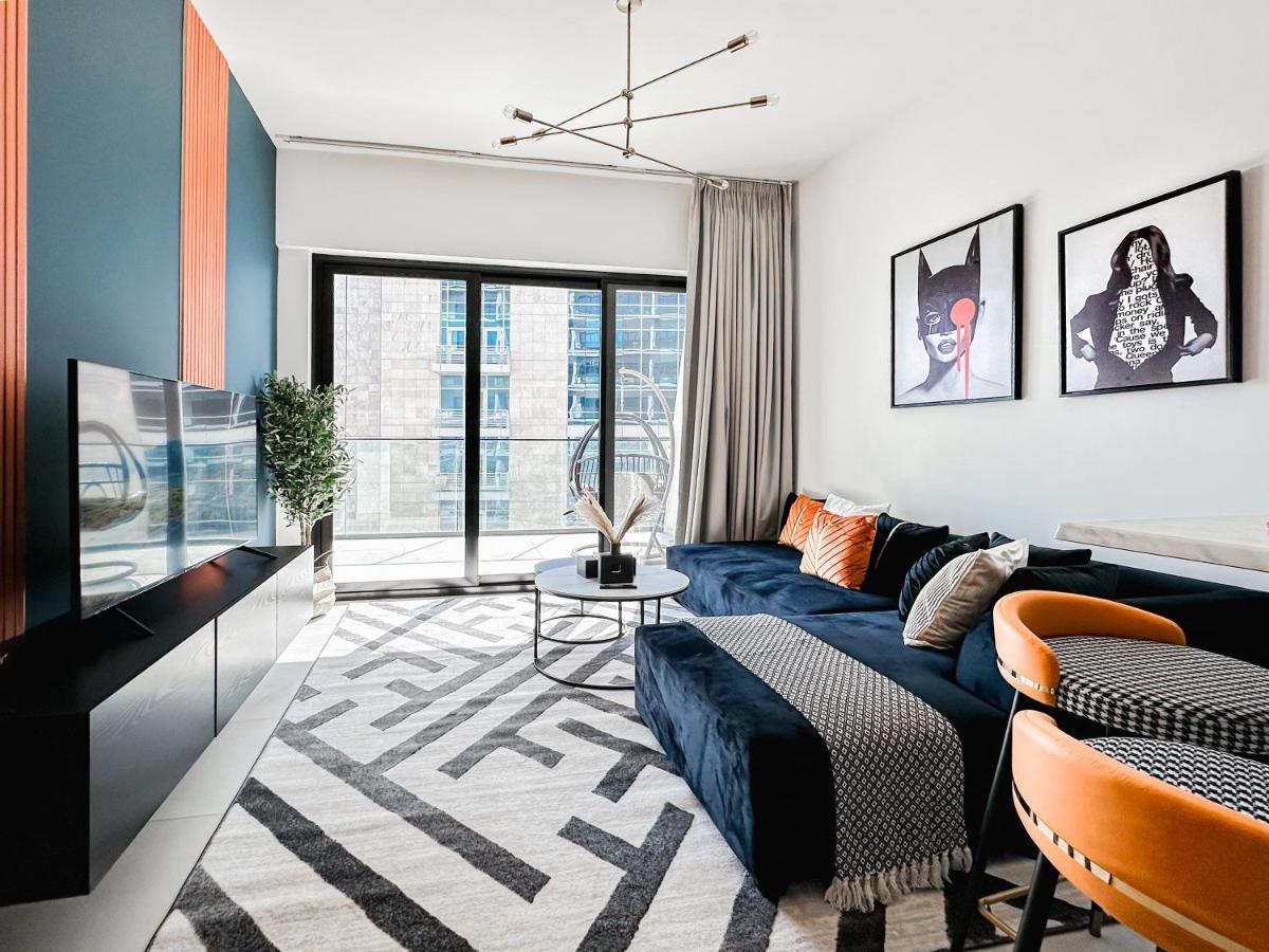 Trophy - Luxury Canal View Suites. Apartment *