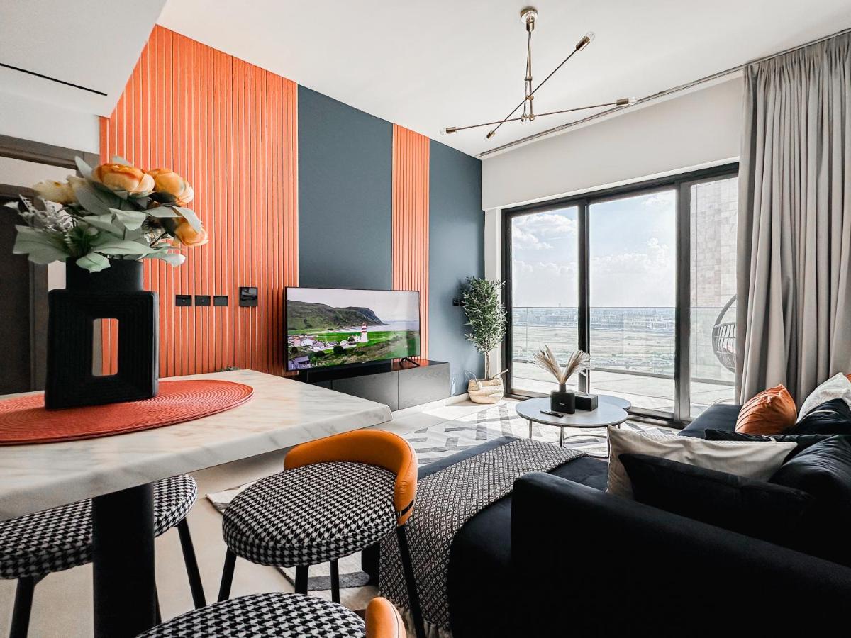 Apartment Trophy - Luxury Canal View Suites. *